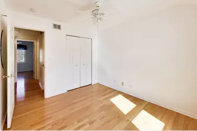 1422 Madison Road, Buffalo Grove, IL 60089 - Photo 17