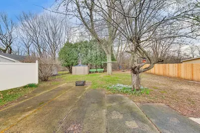 239 Maplewood Drive, Antioch, IL 60002 - Photo 25