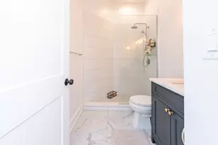 3517 N Reta Ave, Chicago, IL 60657 - Photo 11