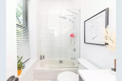 3517 N Reta Avenue #2F, Chicago, IL 60657 - Photo 15