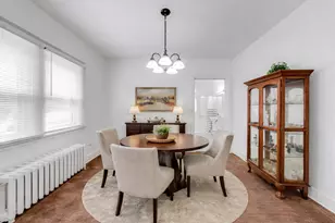 534 N May St, Aurora, IL 60506 - Photo 9