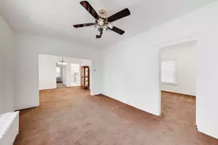 534 N May St, Aurora, IL 60506 - Photo 7