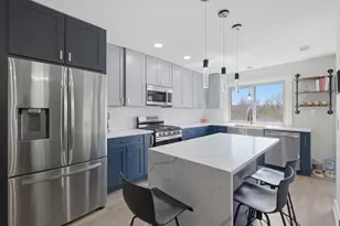 825 Thornton Ct, Schaumburg, IL 60193 - Photo 9