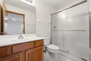 611 Belmont Ln, Carol Stream, IL 60188 - Photo 15