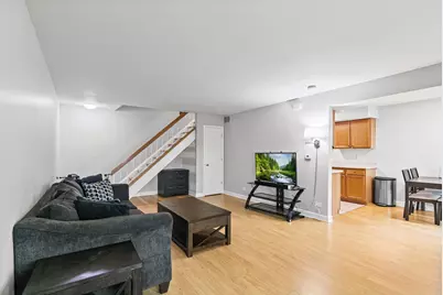 321 Fairchild Court #B, Bloomingdale, IL 60108 - Photo 5