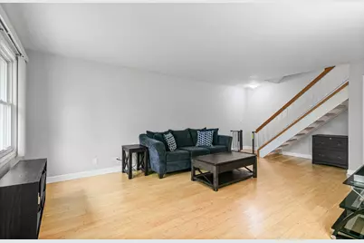 321 Fairchild Court #B, Bloomingdale, IL 60108 - Photo 3