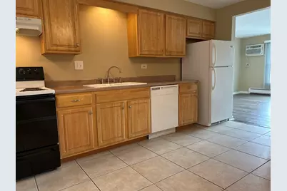 [Address not provided], La Grange, IL 60525 - Photo 7