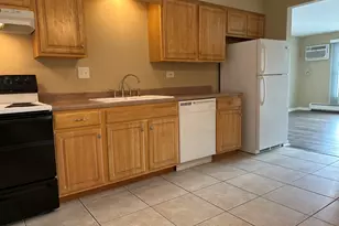 [Address not provided], La Grange, IL 60525 - Photo 7