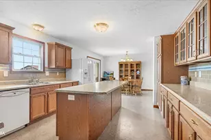 2136 N 34th Rd, Ottawa, IL 61350 - Photo 11