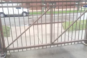 2665 E 77th St, Chicago, IL 60649 - Photo 43