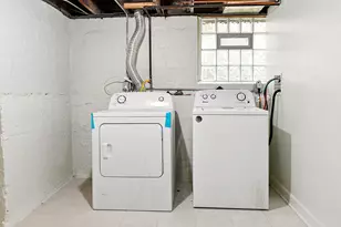 11945 S Yale Ave, Chicago, IL 60628 - Photo 11