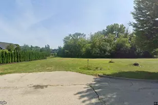 1102 Noble Pkwy, Port Barrington, IL 60010 - Photo 1