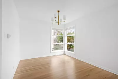 7012 N Kenton Avenue, Lincolnwood, IL 60712 - Photo 5