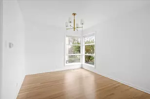 7012 N Kenton Ave, Lincolnwood, IL 60712 - Photo 5