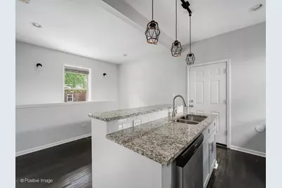 5134 N Oakley Avenue #1R, Chicago, IL 60625 - Photo 3