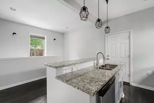 5134 N Oakley Ave, Chicago, IL 60625 - Photo 3