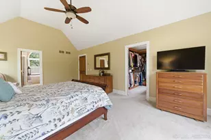 1005 Stonehedge Rd, Saint Charles, IL 60174 - Photo 27
