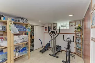 1431 N Hillside Ave, Berkeley, IL 60163 - Photo 23