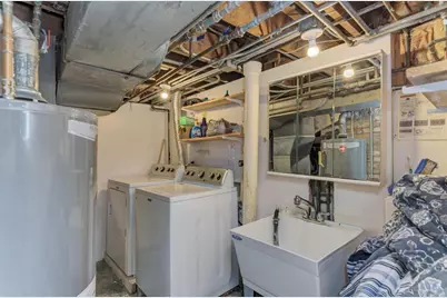 1431 N Hillside Avenue, Berkeley, IL 60163 - Photo 21