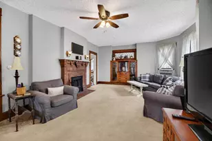 1587 34th Ave, Moline, IL 61265 - Photo 7
