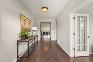 51 Somerset Cir, Wheaton, IL 60189 - Photo 3