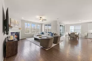 51 Somerset Cir, Wheaton, IL 60189 - Photo 15