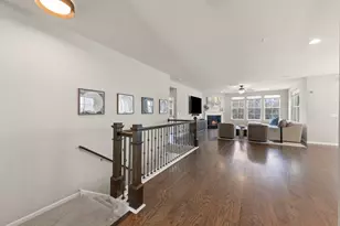 51 Somerset Cir, Wheaton, IL 60189 - Photo 5