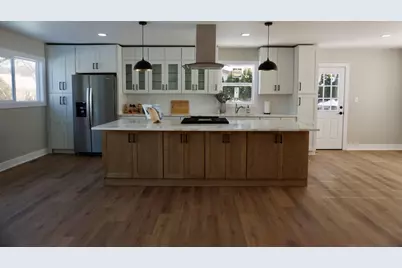 2018 E Ivy Lane, Mount Prospect, IL 60056 - Photo 7