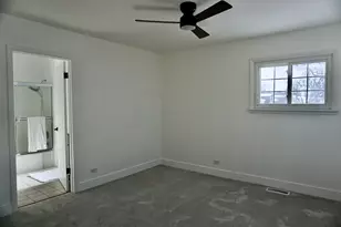 2018 E Ivy Ln, Mount Prospect, IL 60056 - Photo 15