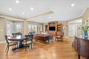 332 Regent wood Rd, Northfield, IL 60093 - Photo 9