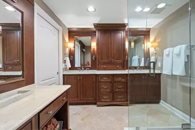 332 Regent Wood Road #332, Northfield, IL 60093 - Photo 23