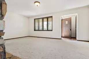 1726 E Lincoln Ave, Des Plaines, IL 60018 - Photo 13