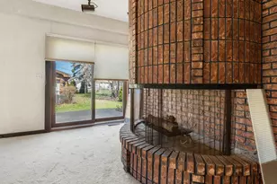 1726 E Lincoln Ave, Des Plaines, IL 60018 - Photo 11