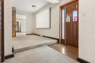 1726 E Lincoln Ave, Des Plaines, IL 60018 - Photo 7