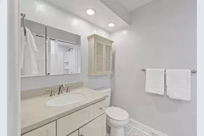 946 W Winchester Road, Libertyville, IL 60048 - Photo 21