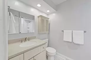 946 W Winchester Rd, Libertyville, IL 60048 - Photo 21