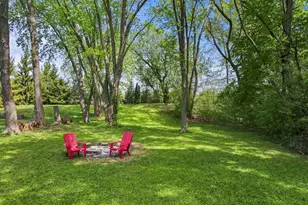 946 W Winchester Rd, Libertyville, IL 60048 - Photo 31