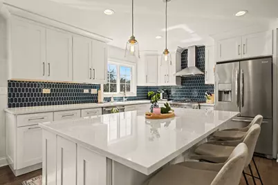 923 Oxford Road, Glen Ellyn, IL 60137 - Photo 3