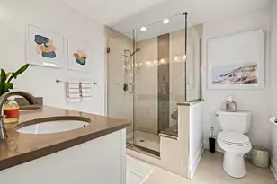 923 Oxford Rd, Glen Ellyn, IL 60137 - Photo 9