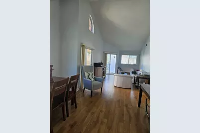 1068 Courtland Drive #1068, Buffalo Grove, IL 60089 - Photo 3