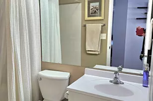 1068 Courtland Dr, Buffalo Grove, IL 60089 - Photo 13