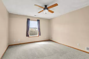 10184 Metalmark Ln, Roscoe, IL 61073 - Photo 17