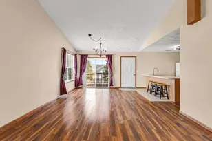 10184 Metalmark Ln, Roscoe, IL 61073 - Photo 7