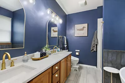 100 S Constitution Drive, Aurora, IL 60506 - Photo 17