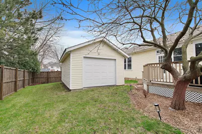 100 S Constitution Drive, Aurora, IL 60506 - Photo 29