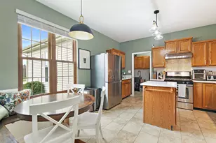 100 S Constitution Dr, Aurora, IL 60506 - Photo 9