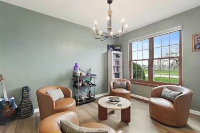 100 S Constitution Drive, Aurora, IL 60506 - Photo 3