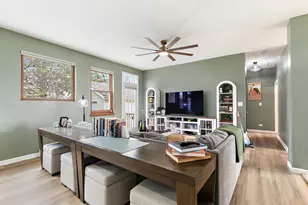 100 S Constitution Dr, Aurora, IL 60506 - Photo 5