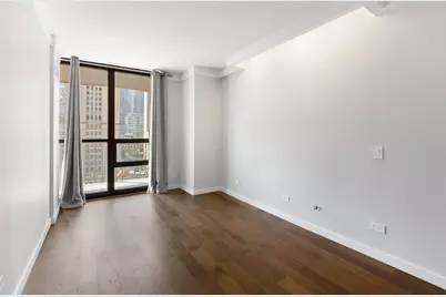 10 E Ontario Street #904, Chicago, IL 60611 - Photo 7