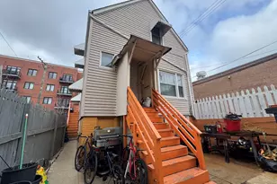 2814 W Fletcher St, Chicago, IL 60618 - Photo 11